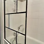 Apartment L'atelier St - Gare, Parking Privé - Clim - Piscine