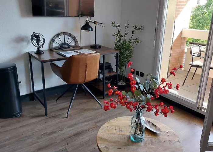 L'atelier St - Gare, Parking Prive - Clim - Piscine アパート *