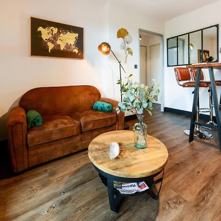 L'atelier St - Gare, Parking Privé - Clim - Piscine Apartment *